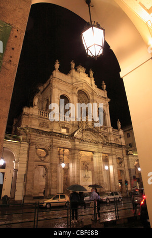 L'Italie, Piémont, Turin, Via Po, l'église, scène de rue, Banque D'Images