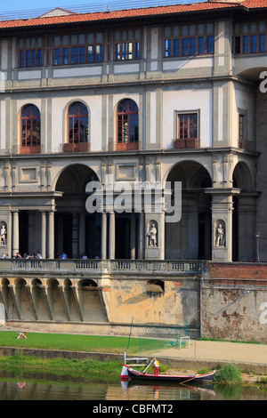 Italie, Toscane, Florence, Galleria degli Uffizi, le musée, le fleuve Arno, Banque D'Images