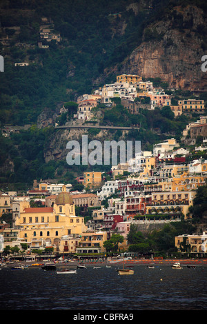 Italie Campanie côte d'Amalfi Positano vue sur la ville South-Italy ...