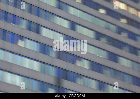 Résumé façade d'immeuble de bureaux Banque D'Images