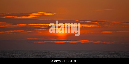 Coucher du soleil sur la mer du Nord sur les Pentland Firth. 7784 SCO Banque D'Images