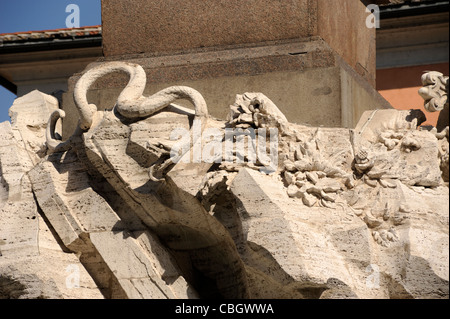 Italie, Rome, Piazza Navona, fontaine des quatre Rivières, détail Banque D'Images