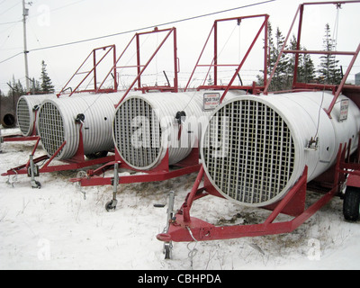 Installation de rétention des ours polaires à Churchill, au Canada. Les pièges de capture à côté du bâtiment principal. Photo Tony Gale Banque D'Images