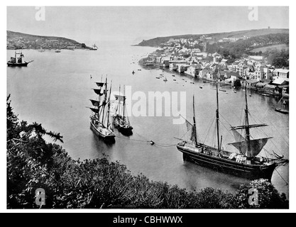 Ville de Fowey Cornwall River port cargo voilier bateau marchand Navire amarré quai Amarrage quai mât histoire de l'industrie de l'argile Banque D'Images