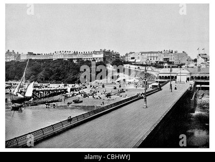 Jetée de Southend Thames Estuary plaisir Sir John Betjeman bâtiment classé Grade II banque fer Promenade esplanade Banque D'Images