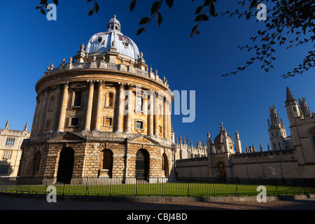 Radcliffe Square Oxford, matin d'automne 5 Banque D'Images