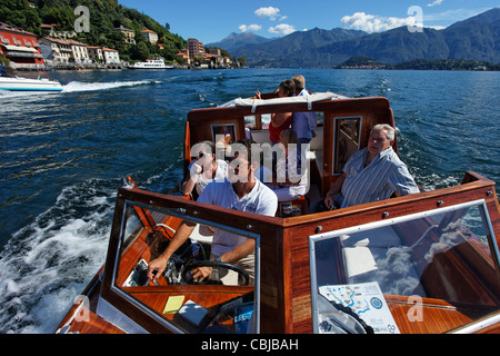 Bateau d'excursion, Lac de Côme, Lombardie, Italie Cadenabbia, Banque D'Images