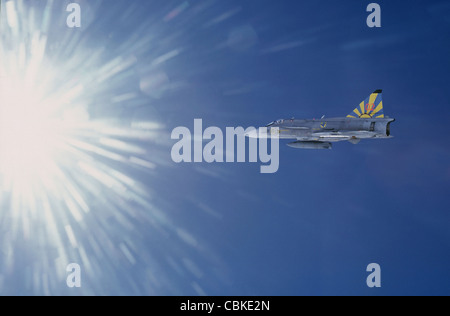 JA Saab 37 Viggen fighter de l'Armée de l'air suédoise au soleil de minuit la peinture. Banque D'Images