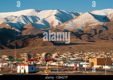 Le début de l'hiver vient à Bayan-Ölgii dans l'ouest de la Mongolie Banque D'Images