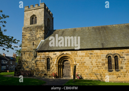 L'église St Oswald baleine près de Thirsk North Yorkshire Angleterre Royaume-Uni Royaume-Uni GB Grande Bretagne Banque D'Images