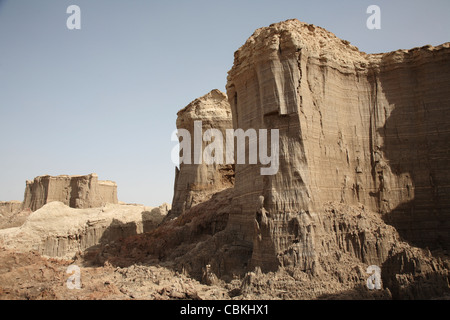 10 février 2008 - zone géothermique Dallol, le sel fait canyons de couches de gypse et de halite, dépression Danakil, l'Éthiopie. Banque D'Images