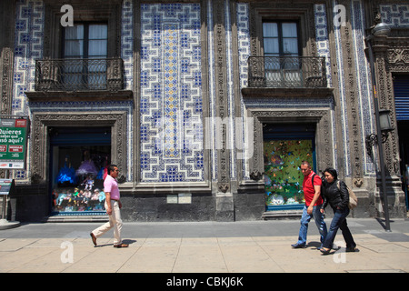 Magasin Sanborns, Casa de los Azulejos, Chambre de commerce, à l'origine un palace, Mexico, Mexique, Amérique du Nord Banque D'Images