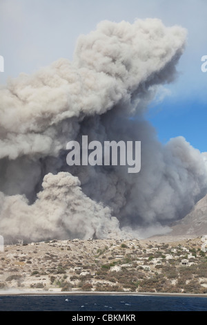 Le 1 février 2010 - coulée pyroclastique abandonnés en ville de Plymouth, Montserrat, volcan de la Soufrière, des Caraïbes. Banque D'Images