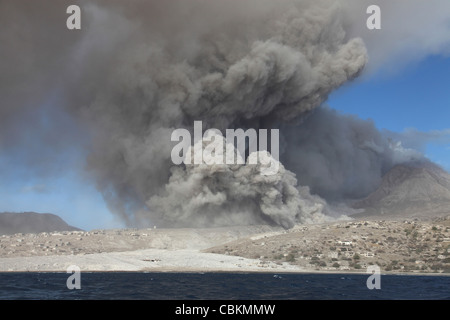 Le 1 février 2010 - coulée pyroclastique abandonnés en ville de Plymouth, Montserrat, volcan de la Soufrière, des Caraïbes. Banque D'Images