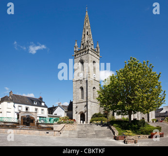 Église au centre de mur de Bretagne, Bretagne, France Banque D'Images