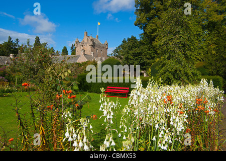 Château et jardins de Cawdor, près d'Inverness, région des Highlands, Écosse. Banque D'Images