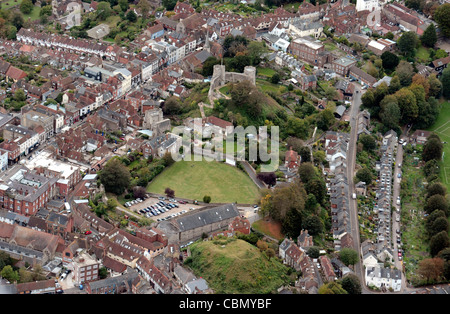 Vue aérienne du château de Lewes et bowling green East Sussex Banque D'Images