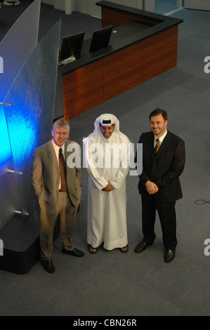 Sheikh Hamad Bin Thamer Al Thani, Al Jazeera Président Nigel Parsons Chef de Al Jazeera English et Waddah Khanfar Chef de l'Arabe Banque D'Images