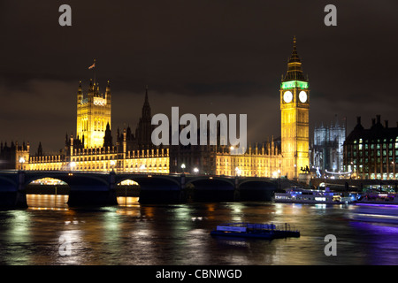 Palais de Westminster, repris de la Southbank, Londres, Royaume-Uni. Banque D'Images