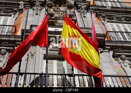 Détail d'une façade décorée et d'un balcon à la Palza Mayor, Madrid, Espagne. Banque D'Images