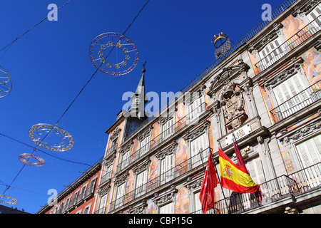 Détail d'une façade décorée et d'un balcon à la Palza Mayor, Madrid, Espagne. Banque D'Images