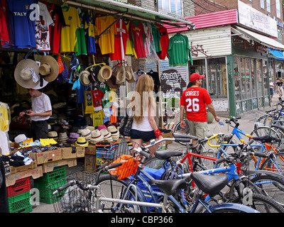 Kensington Market Bohemian shopping area Toronto Banque D'Images