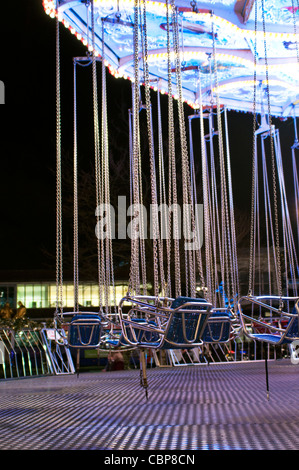 Un fun fair ride in Birmingham, Marché allemand Banque D'Images