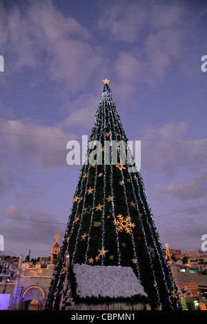 Israël, Basse Galilée, Noël à Nazareth en face de l'église Saint-Gabriel Banque D'Images