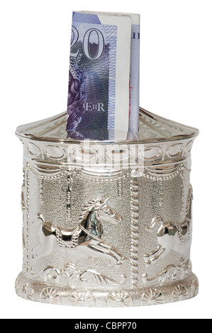 Childrens Childs argent argent argent Baptême avec une boîte d'épargne €20 note note de 20 livres Banque D'Images
