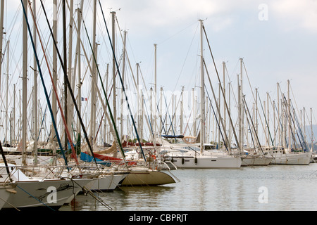 Port de plaisance et du port de Toulon France Banque D'Images