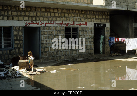 Soulèvement kurde contre Saddam Hussein, de Dohouk, 1991. Morsure Sanctions difficile sur la nourriture et de l'infrastructure Banque D'Images