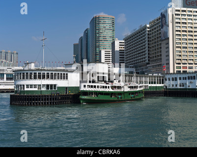 Dh Star ferry Tsim Sha Tsui HONG KONG Star Ferry Pier waterfront buildings Star House et Ocean Terminal Kowloon Banque D'Images