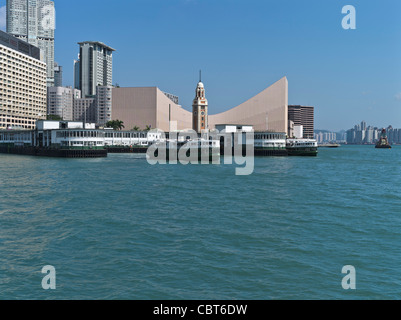 Dh Tsim Sha Tsui HONG KONG Star Ferry Pier Kowloon station réveil HKCC Banque D'Images