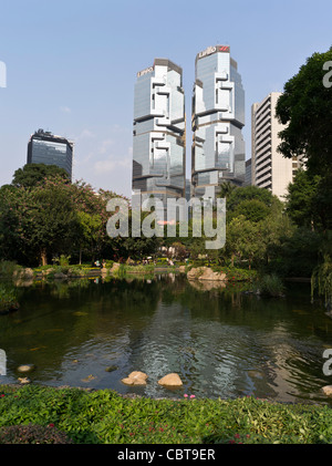 Dh Hong Kong Hong Kong Central Park Gardens Park Lake et Lippo Tours Centre jardin moderne gratte-ciel Banque D'Images