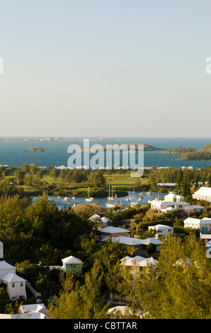 Les Bermudes. Sur un excellent son et de plus petits Riddell's Bay, aux Bermudes. Banque D'Images