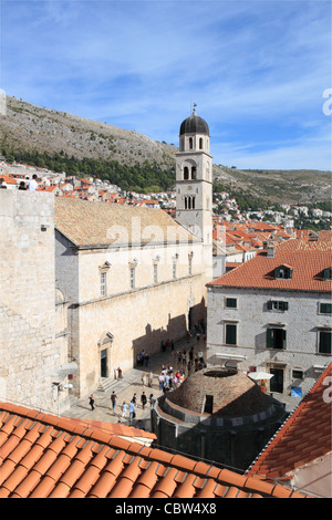 Monastère franciscain et grande fontaine d'Onofrio, Dubrovnik, Dubrovnik-Neretva, Croatie, Balkans, Mer Adriatique, de l'Europe Banque D'Images