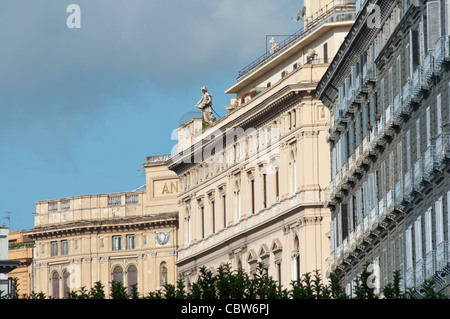 Galleria Umberto I, 1890, Emanuele Rocco et Ernesto di Mauro, architecte du 19e siècle, Naples, Campanie, Italie. Banque D'Images