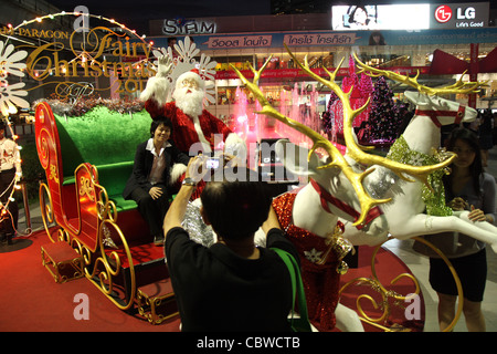 Nouvel an noël à thème de Siam Paragon mall à Bangkok Banque D'Images