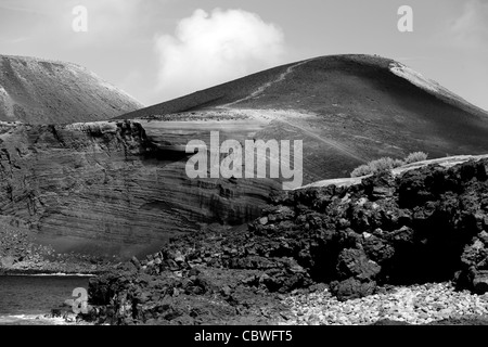 Le dos Capelinhos Vulcão (volcan Capelinhos) . C'est une attraction majeure dans les îles des Açores pour son histoire, sa géologie Banque D'Images