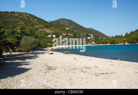 Plage Près de Vrila camping dans la partie sud de Orebic, Croatie Banque D'Images