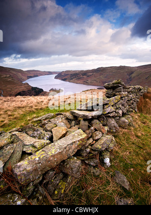 Haweswater de Riggindale Mardale rocheux à dans le Lake District Banque D'Images