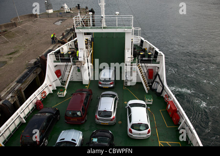 Caledonian MacBrayne pont-garage du traversier 'Coruisk' à Mallaig Pier Ecosse Banque D'Images