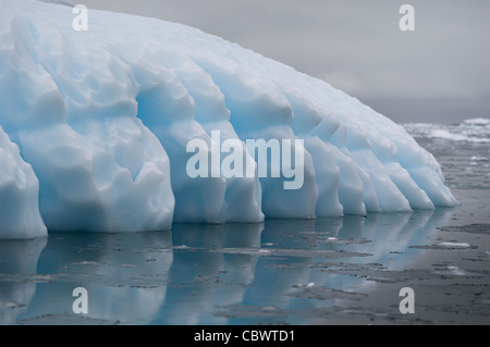 ICEBERG WILHELMINA BAY, ANTARCTIQUE Banque D'Images