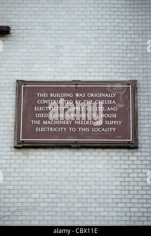 Marquage de la plaque d'un bâtiment élevé pour l'entreprise de distribution d'électricité et chelsea utilisés par eux à partir de 1899 à 1915 Banque D'Images