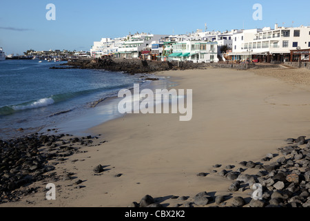 Plage de Playa Blanca, Lanzarote, Espagne île des Canaries Banque D'Images