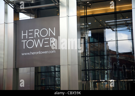 Tour Heron conçu par les architectes Kohn Pedersen Fox, City of London, England Banque D'Images