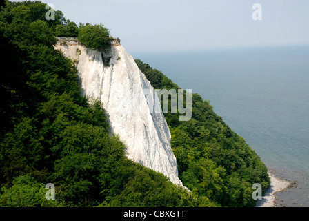 Craie Koenigsstuhl dans le parc national de Jasmund, sur l'île de Rügen. Banque D'Images