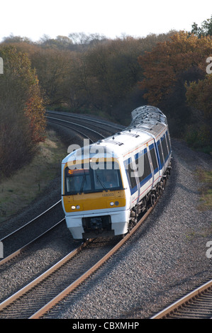 Chiltern Railways train en automne, Warwickshire, UK Banque D'Images