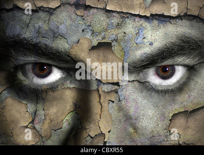 Les yeux avec de l'effrayant visage texturés Banque D'Images