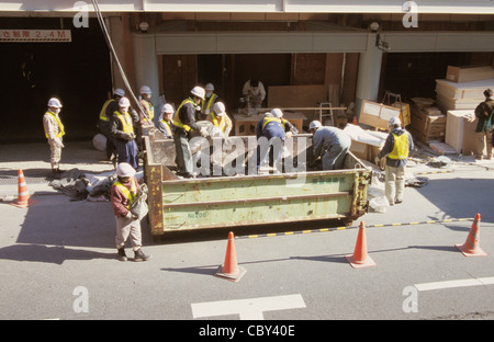 Le parc Ueno de Tokyo Japon les travaux de construction près de la Gare de Ueno Banque D'Images